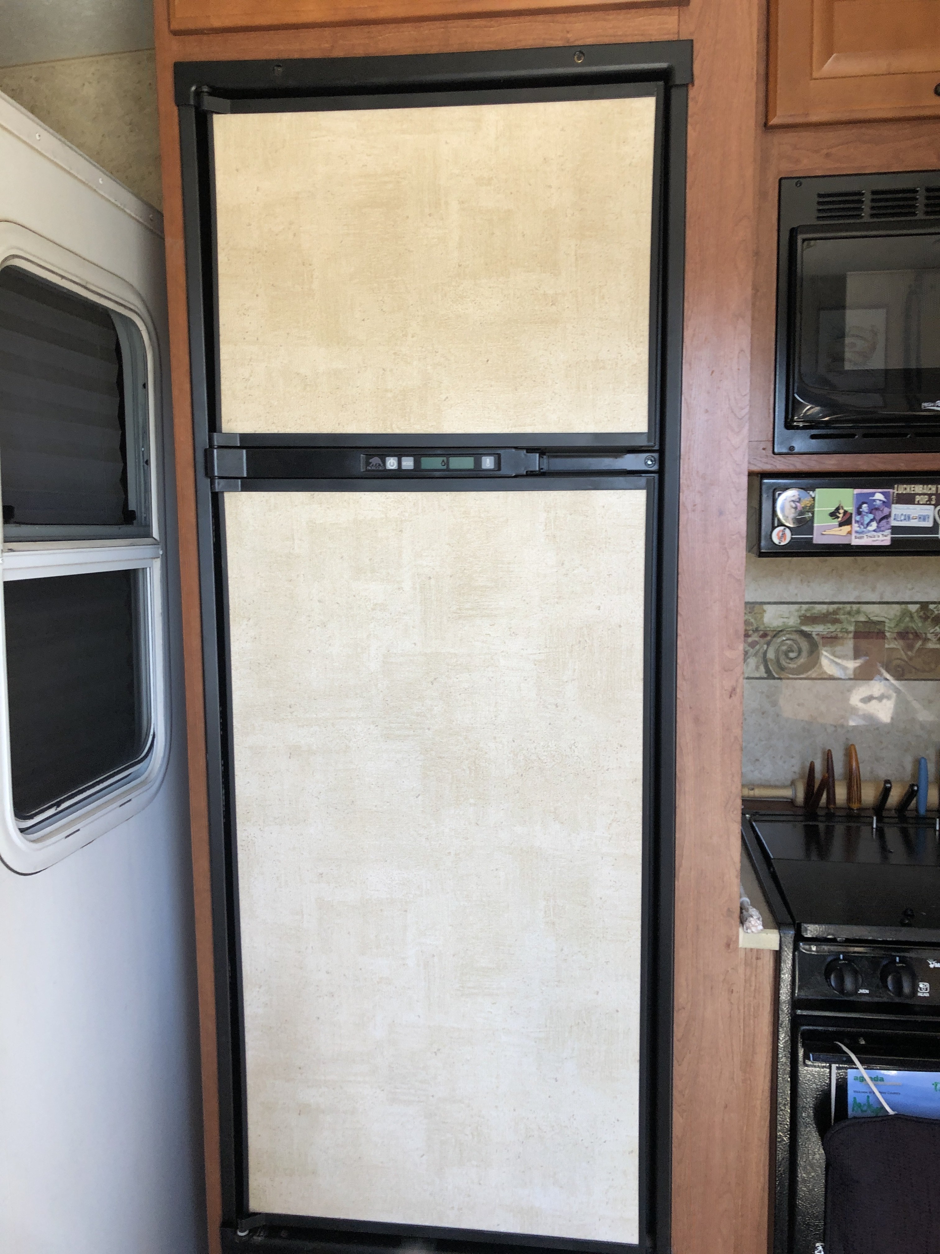 Norcold refrigerator replacement model NA8LXR
