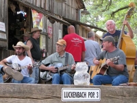 Luckenbach Texas Pickin' Circle