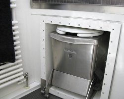 KiraVan Expedition Vehicle Bathroom Incinolet