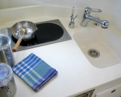 KiraVan Expedition Vehicle Kitchen Induction Cooktop