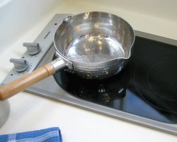 KiraVan Expedition Vehicle Kitchen Induction Cooktop