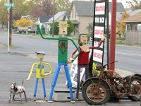 Walla Walla, WA Muffler Man Family