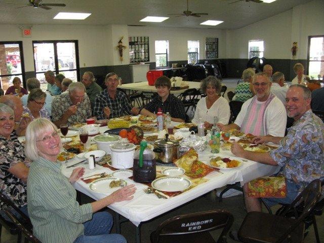 Escapees Christmas Dinner at Rainbow's End