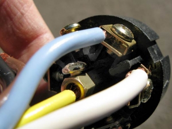 How to fix RV Trailer Cord Plug